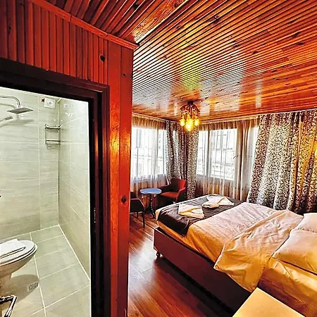 Taksim Palace 5*