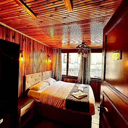 Otel Taksim Palace 5*