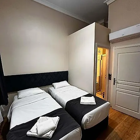 Taksim Palace 5*